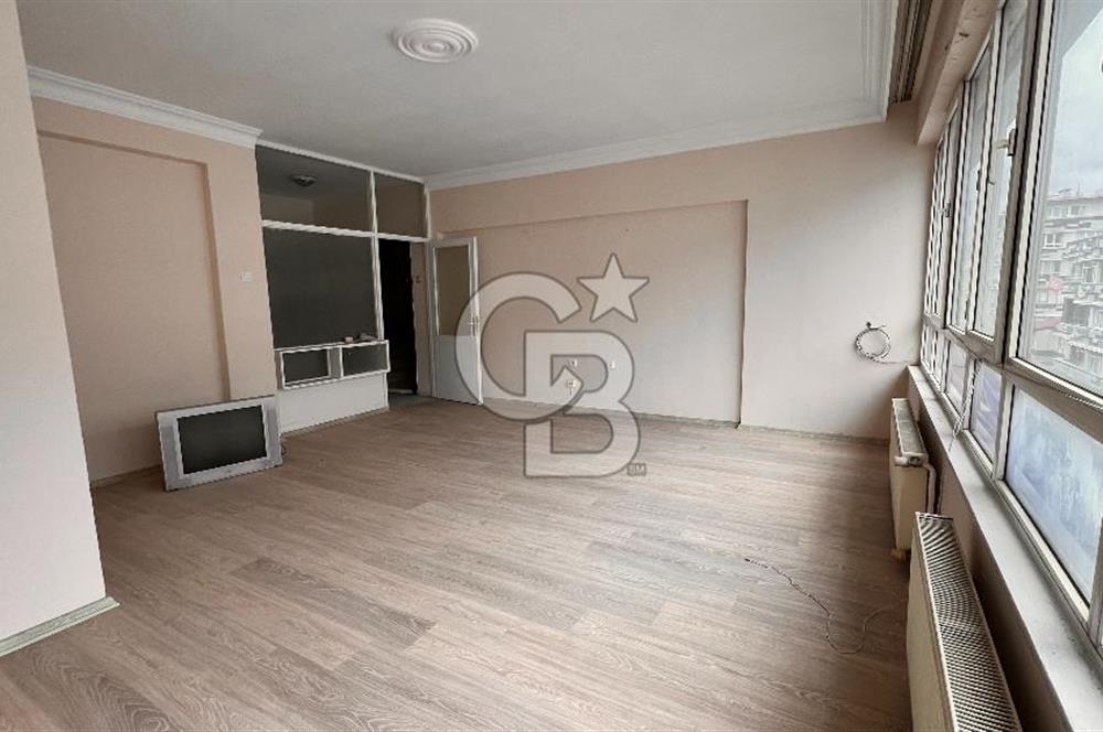 ÇİFLİK CADDESİNDE SATILIK 2+1 DAİRE
