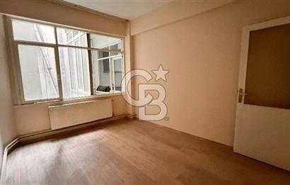 ÇİFLİK CADDESİNDE SATILIK 2+1 DAİRE