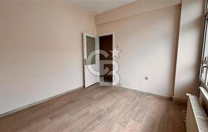 ÇİFLİK CADDESİNDE SATILIK 2+1 DAİRE