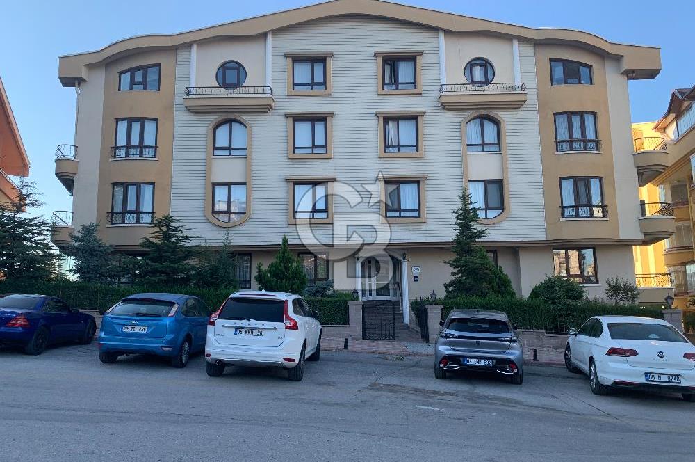 SUBAYEVLERİ KUŞADASI SOKAKTA VADİ MANZARALI ASANSÖRLÜ DAİRE