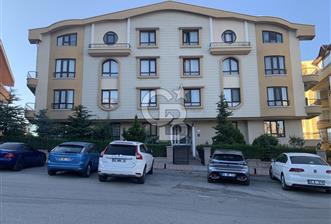 SUBAYEVLERİ KUŞADASI SOKAKTA VADİ MANZARALI ASANSÖRLÜ DAİRE