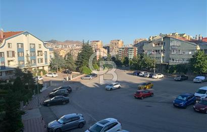 SUBAYEVLERİ KUŞADASI SOKAKTA VADİ MANZARALI ASANSÖRLÜ DAİRE