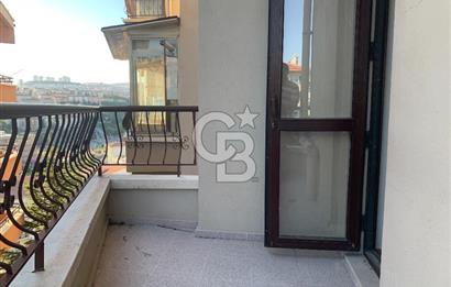 SUBAYEVLERİ KUŞADASI SOKAKTA VADİ MANZARALI ASANSÖRLÜ DAİRE