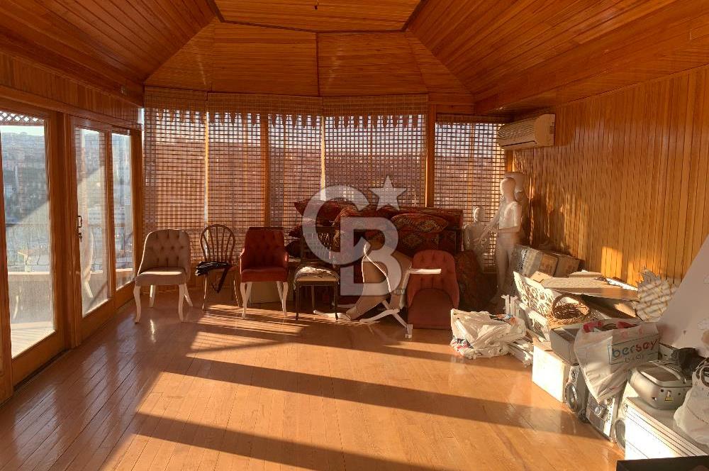 SUBAYEVLERİ KUŞADASI SOKAKTA VADİ MANZARALI ASANSÖRLÜ DAİRE
