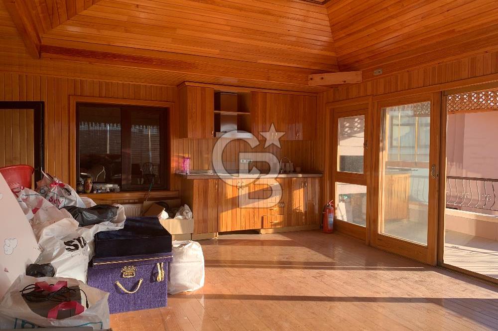 SUBAYEVLERİ KUŞADASI SOKAKTA VADİ MANZARALI ASANSÖRLÜ DAİRE