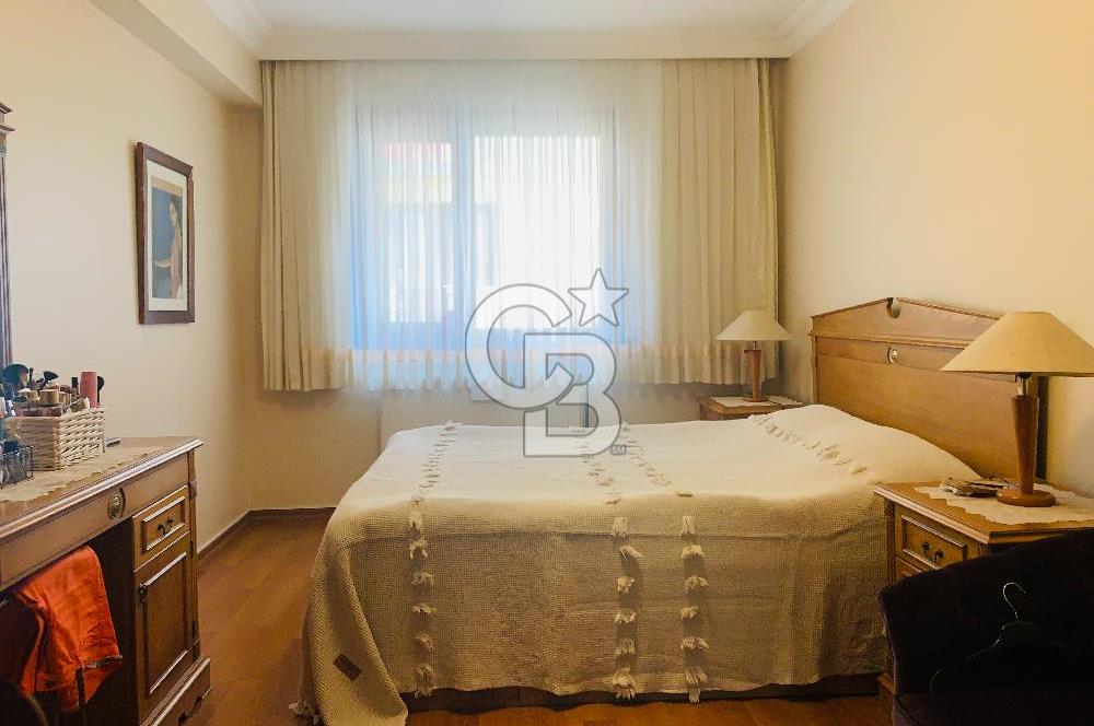 SUBAYEVLERİ SAMİPAŞA CADDESİNDE ORMAN MANZARALI,ASANSÖRLÜ 4+1