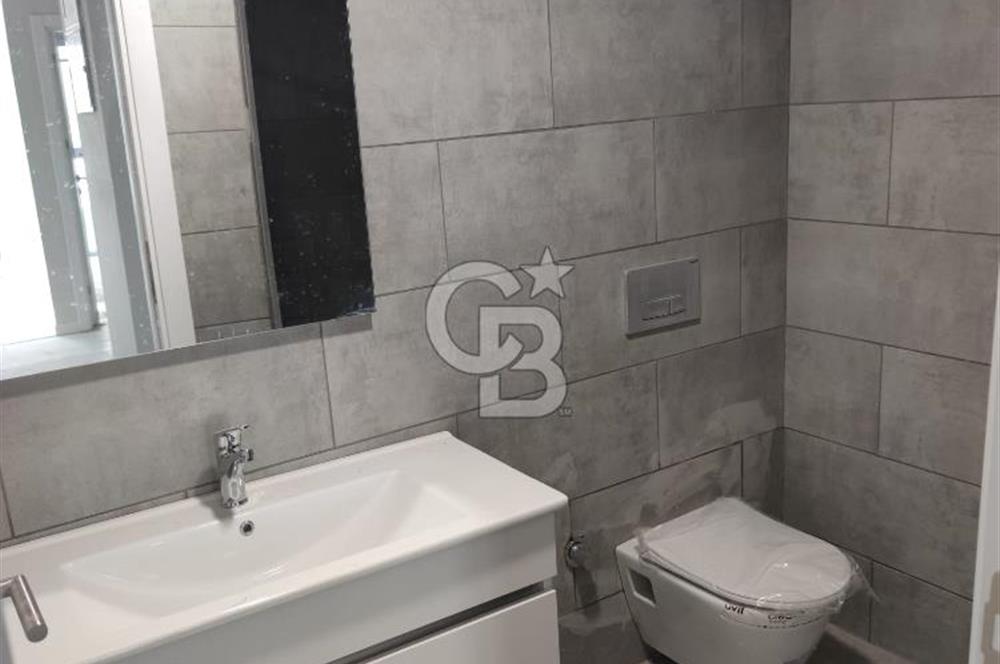 Tuzla Kiptaş Aydınlık Evler Sitesinde Kapalı Mutfaklı 2+1 Daire