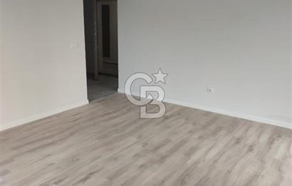 Tuzla Kiptaş Aydınlık Evler Sitesinde Kapalı Mutfaklı 2+1 Daire