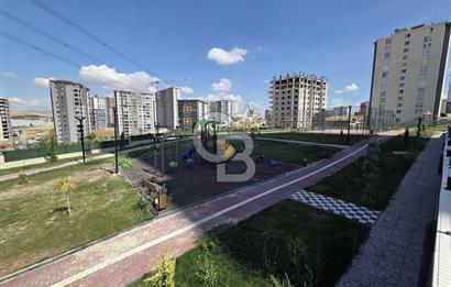PALAS ERYAMAN SİTESİ'NDE KAPALI GARAJLI SATILIK 4+1 DAİRE