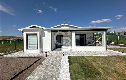 Beynam'da 7/24 Güvenlikli sitede 2+1 satılık villa