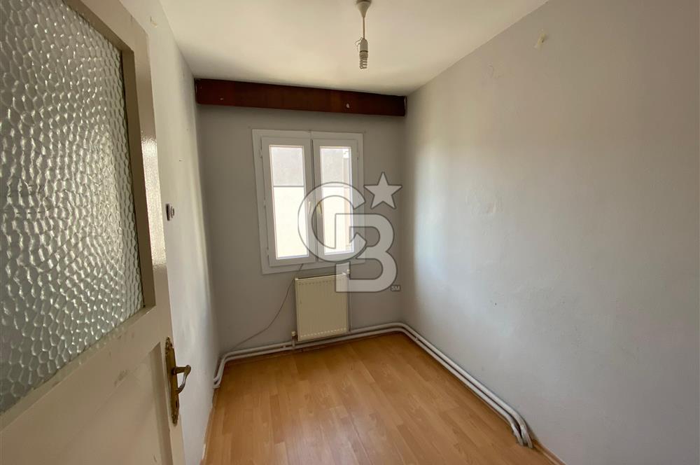 Tahsin Yazıcı Mahallesi – Yıldız Kenter yanı
3+1 Kiralık Daire