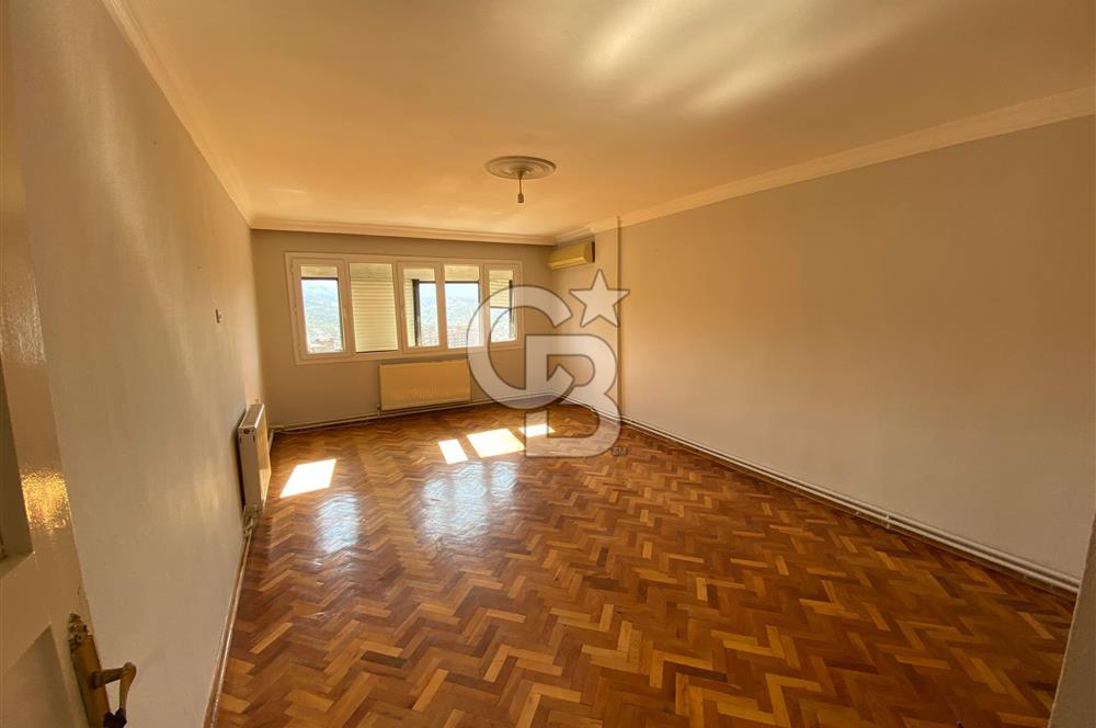Tahsin Yazıcı Mahallesi – Yıldız Kenter yanı
3+1 Kiralık Daire