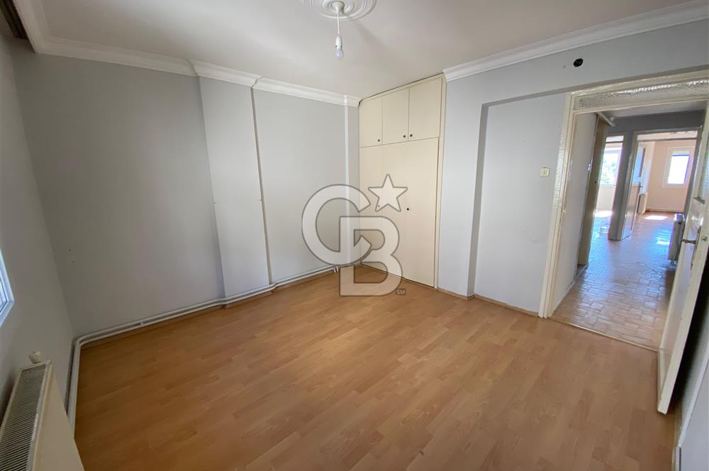 Tahsin Yazıcı Mahallesi – Yıldız Kenter yanı
3+1 Kiralık Daire