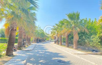 Urla Kuşçular'da Yeşiloba Sitesinde Kiralık 3+1  içi yenilenmiş beyaz eşya dahil, şömineli  müstakil villa 