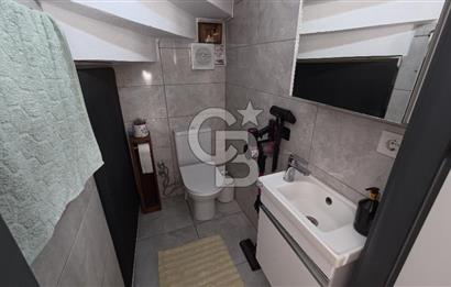 YENİ FOÇA'DA SATILIK YAZLIK VİLLA