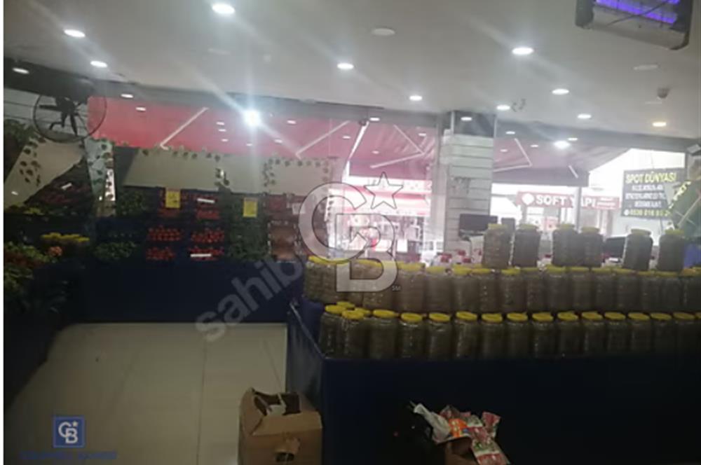 ESENYURT BAĞDAT CADDESİNDE SATILIK YATIRIM FIRSATI DÜKKAN