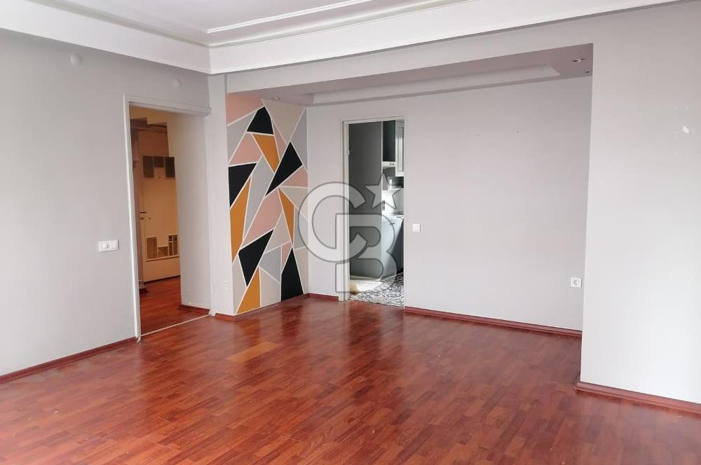  Beşiktaş Levazım Sitesinde Bakımlı Oturmaya Hazır 2+1 Boş Daire