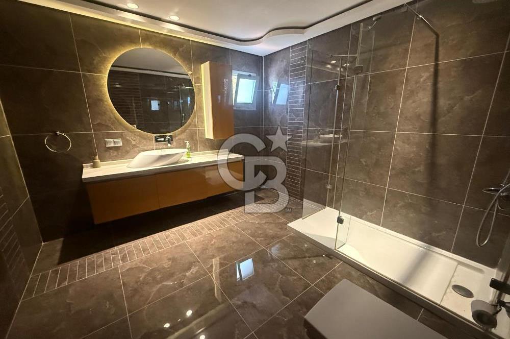 Urla İçmelerde Kiralık 6+1 Villa