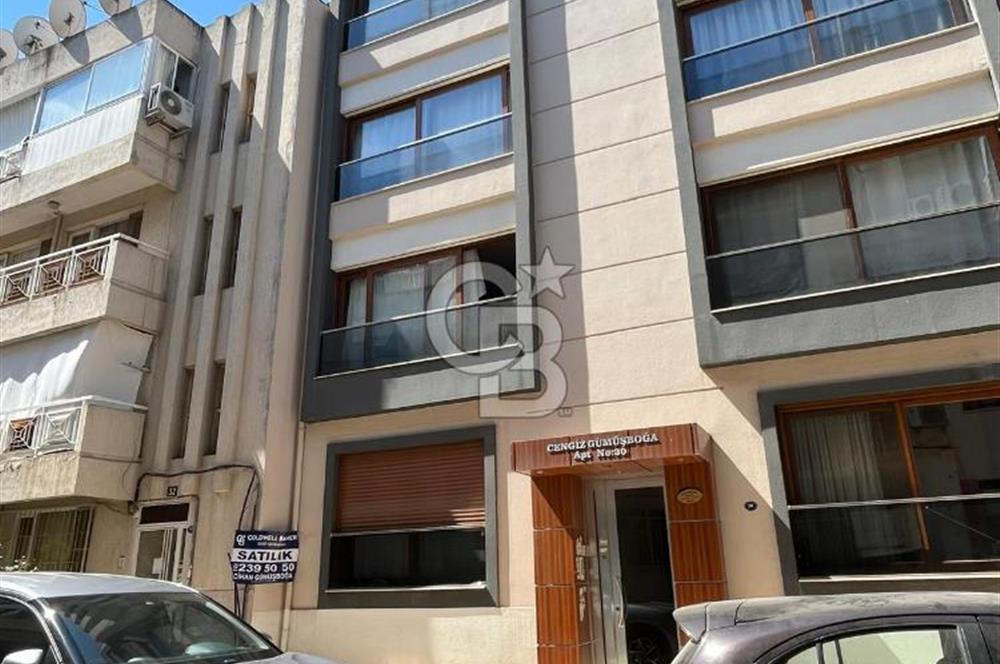 Balçova Merkezde Lüks Eşyalı Satılık 1+1 Daire
