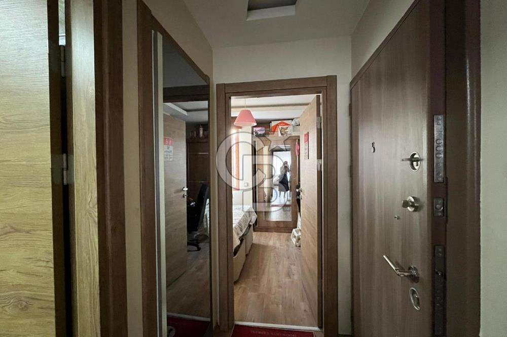 Balçova Merkezde Lüks Eşyalı Satılık 1+1 Daire