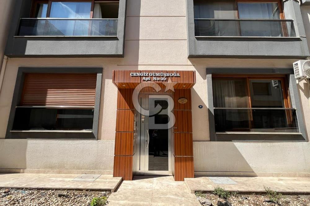 Balçova Merkezde Lüks Eşyalı Satılık 1+1 Daire