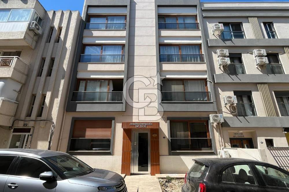 Balçova Merkezde Lüks Eşyalı Satılık 1+1 Daire