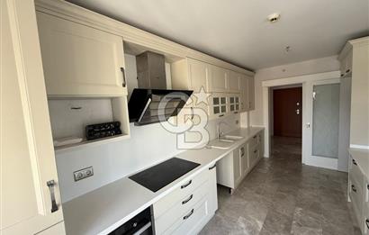 Ataşehir Kentplus 3352'de Havuz Mnz. Büyük Tip Kiralık 4+1 Daire