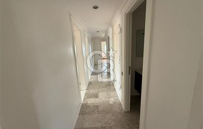 Ataşehir Kentplus 3352'de Havuz Mnz. Büyük Tip Kiralık 4+1 Daire