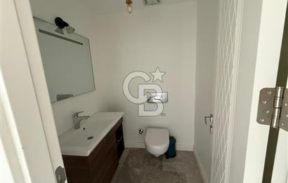 Ataşehir Kentplus 3352'de Havuz Mnz. Büyük Tip Kiralık 4+1 Daire