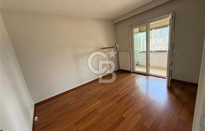Ataşehir Kentplus 3352'de Havuz Mnz. Büyük Tip Kiralık 4+1 Daire