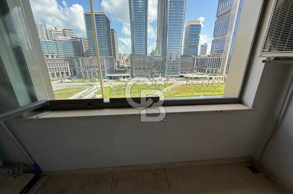 Ataşehir Kentplus 3352'de Havuz Mnz. Büyük Tip Kiralık 4+1 Daire
