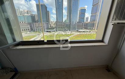 Ataşehir Kentplus 3352'de Havuz Mnz. Büyük Tip Kiralık 4+1 Daire