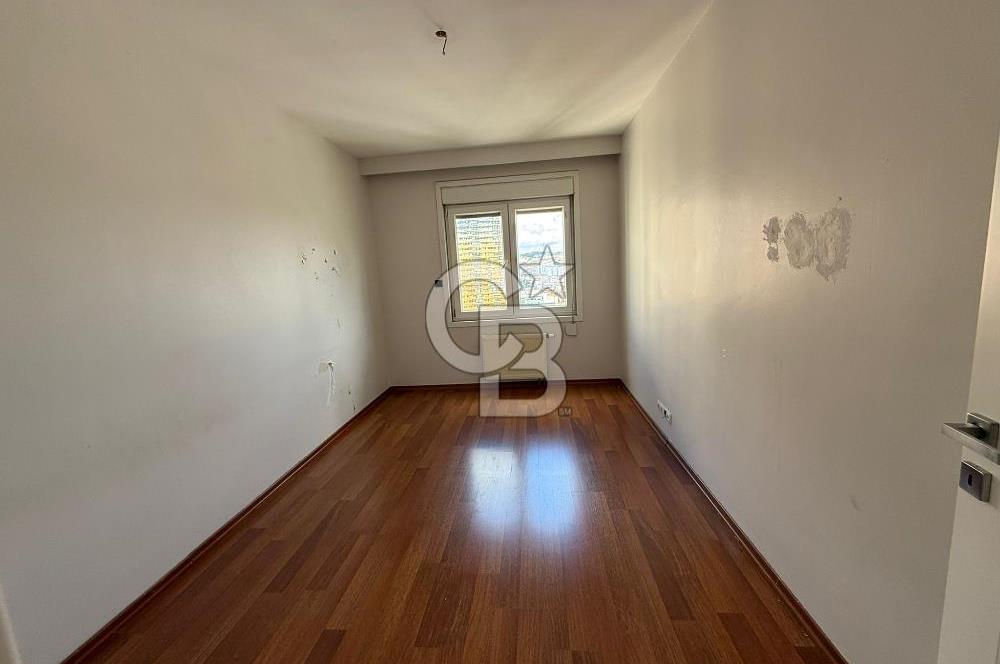 Ataşehir Kentplus 3352'de Havuz Mnz. Büyük Tip Kiralık 4+1 Daire