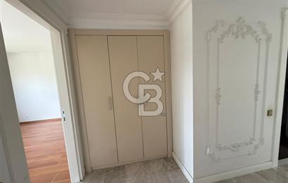 Ataşehir Kentplus 3352'de Havuz Mnz. Büyük Tip Kiralık 4+1 Daire