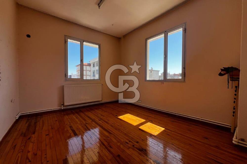 ATATÜRK MH 3+1 3 CEPHELİ DOĞALGAZLI KLASİK KİRALIK DAİRE 