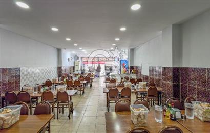 BAYRAMPAŞA TERAZİDERE'DE  YOLA  12 MT. CEPHE SATILIK 4 KATLI  TİCARİ BİNA 