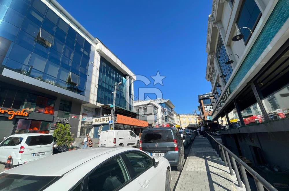 ÇEKMEKÖY MİMARSİNAN ÇAVUŞBAŞI CADDE CEPHELİ SATILIK OFİS
