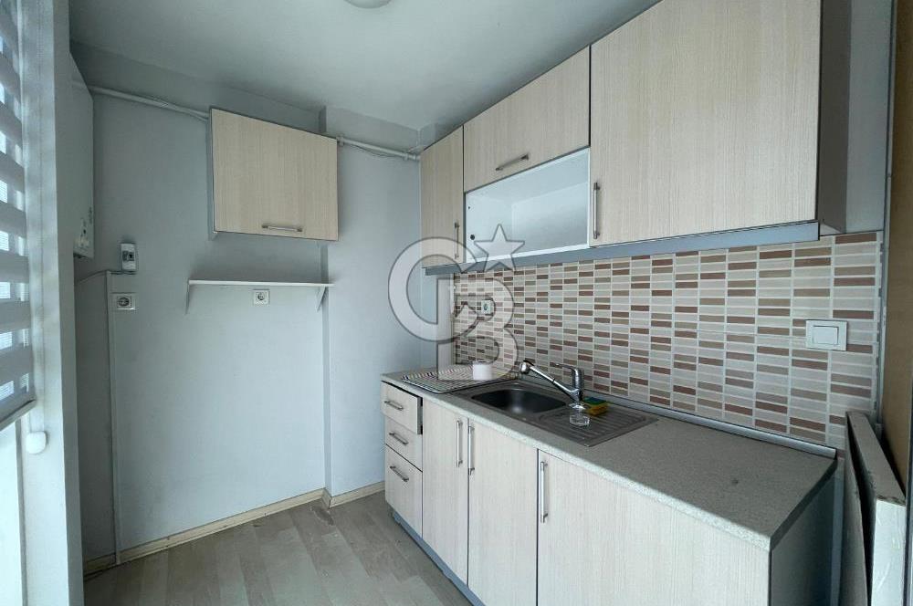 ÇEKMEKÖY MİMARSİNAN ÇAVUŞBAŞI CADDE CEPHELİ SATILIK OFİS