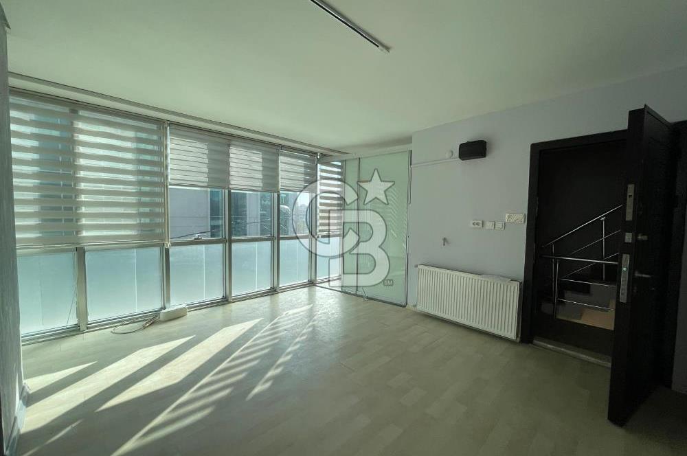 ÇEKMEKÖY MİMARSİNAN ÇAVUŞBAŞI CADDE CEPHELİ SATILIK OFİS