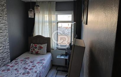 Zeytinburnu,belediye yakını,3. kat,2+1