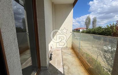 PENDİK VELIBABA AYDOSLAND  KİRALIK BALKONLU GENİŞ 1+1 DAİRE