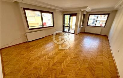 İzmir Karşıyaka Bostanlı Merkezde 3+1 140 m2 Net Kiralık Daire