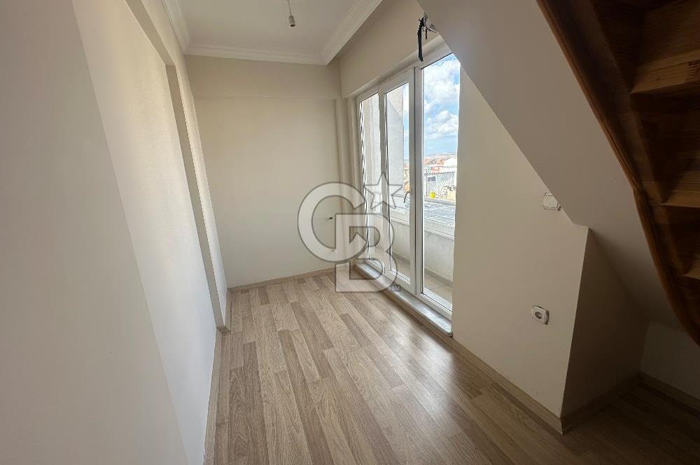 ÇANAKKALE LAPSEKİ CUMHURİYET MAHALLESİ BELEDİYE KARŞISI SATILIK DUBLEKS 4+1 DAİRE
