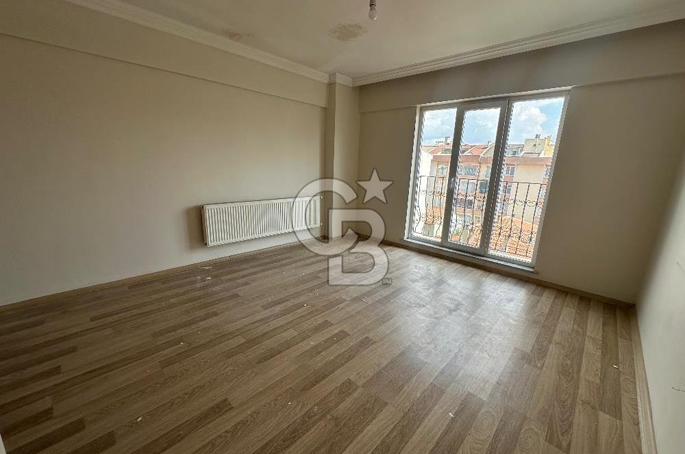 ÇANAKKALE LAPSEKİ CUMHURİYET MAHALLESİ BELEDİYE KARŞISI SATILIK DUBLEKS 4+1 DAİRE