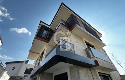 Seferihisar'da Satılık Sıfır 4+1, Geniş, Müstakil Havuzlu Villa