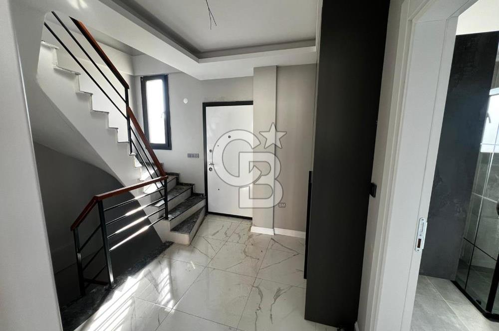 Seferihisar'da Satılık Sıfır 4+1, Geniş, Müstakil Havuzlu Villa