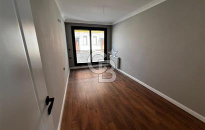 Seferihisar'da Satılık Sıfır 4+1, Geniş, Müstakil Havuzlu Villa