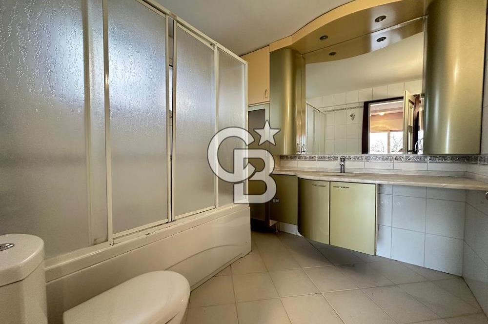 Bağbaşı Zümrüt Mah. Yeşil Zümrüt Sitesi'nde Satılık Villa