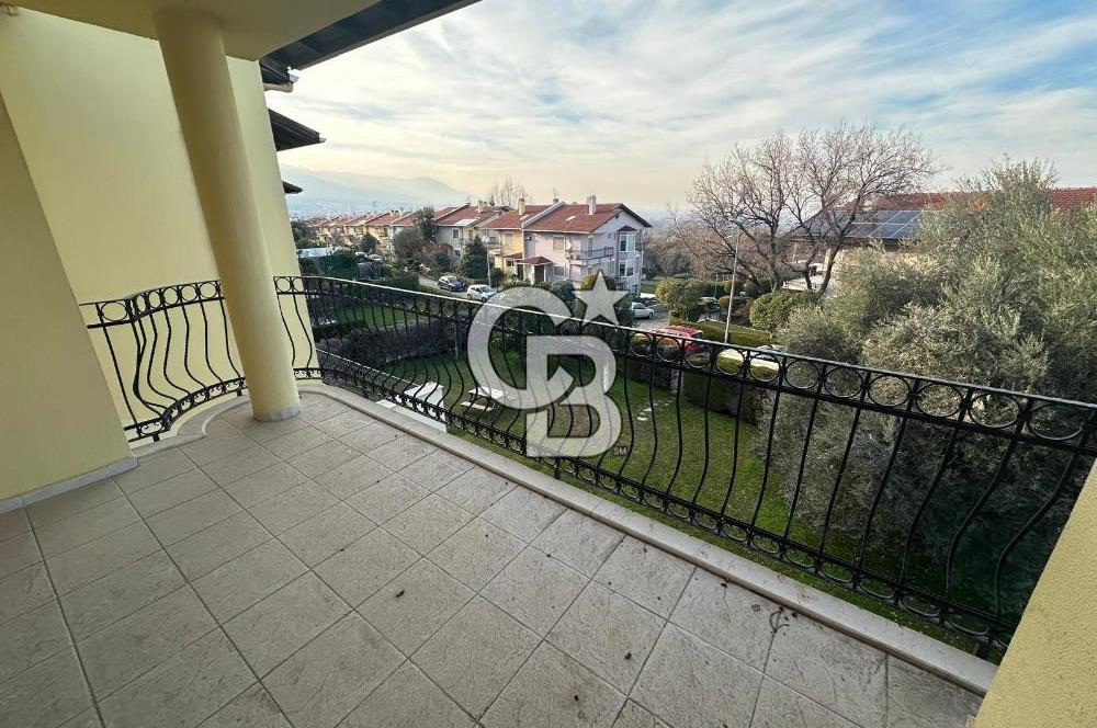 Bağbaşı Zümrüt Mah. Yeşil Zümrüt Sitesi'nde Satılık Villa