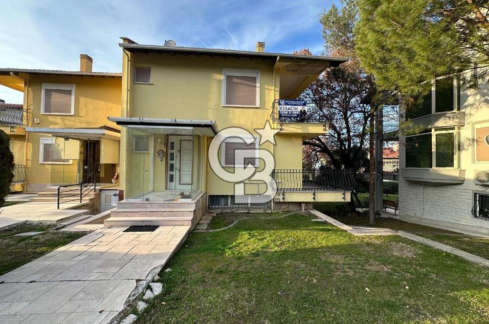 Bağbaşı Zümrüt Mah. Yeşil Zümrüt Sitesi'nde Satılık Villa
